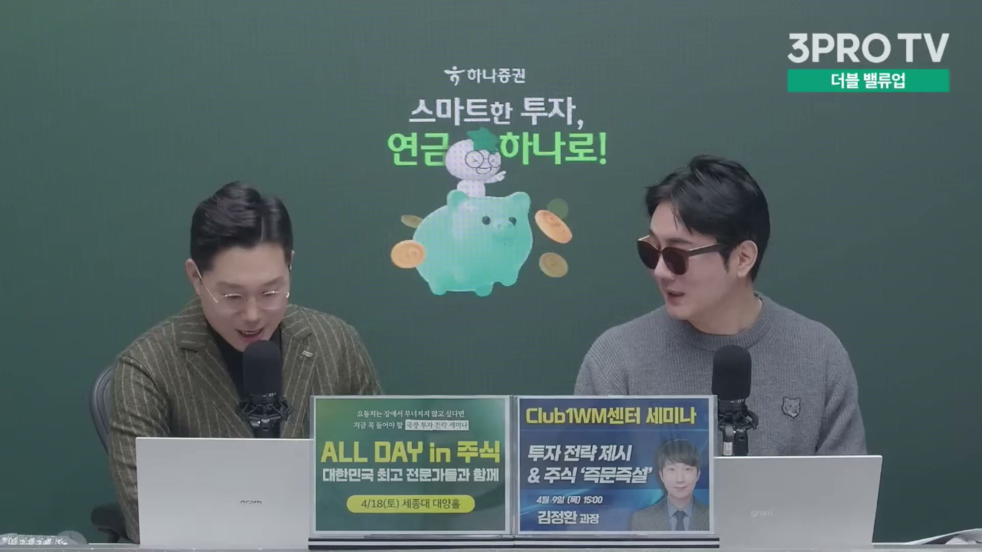 Snapshot at 11198.8s