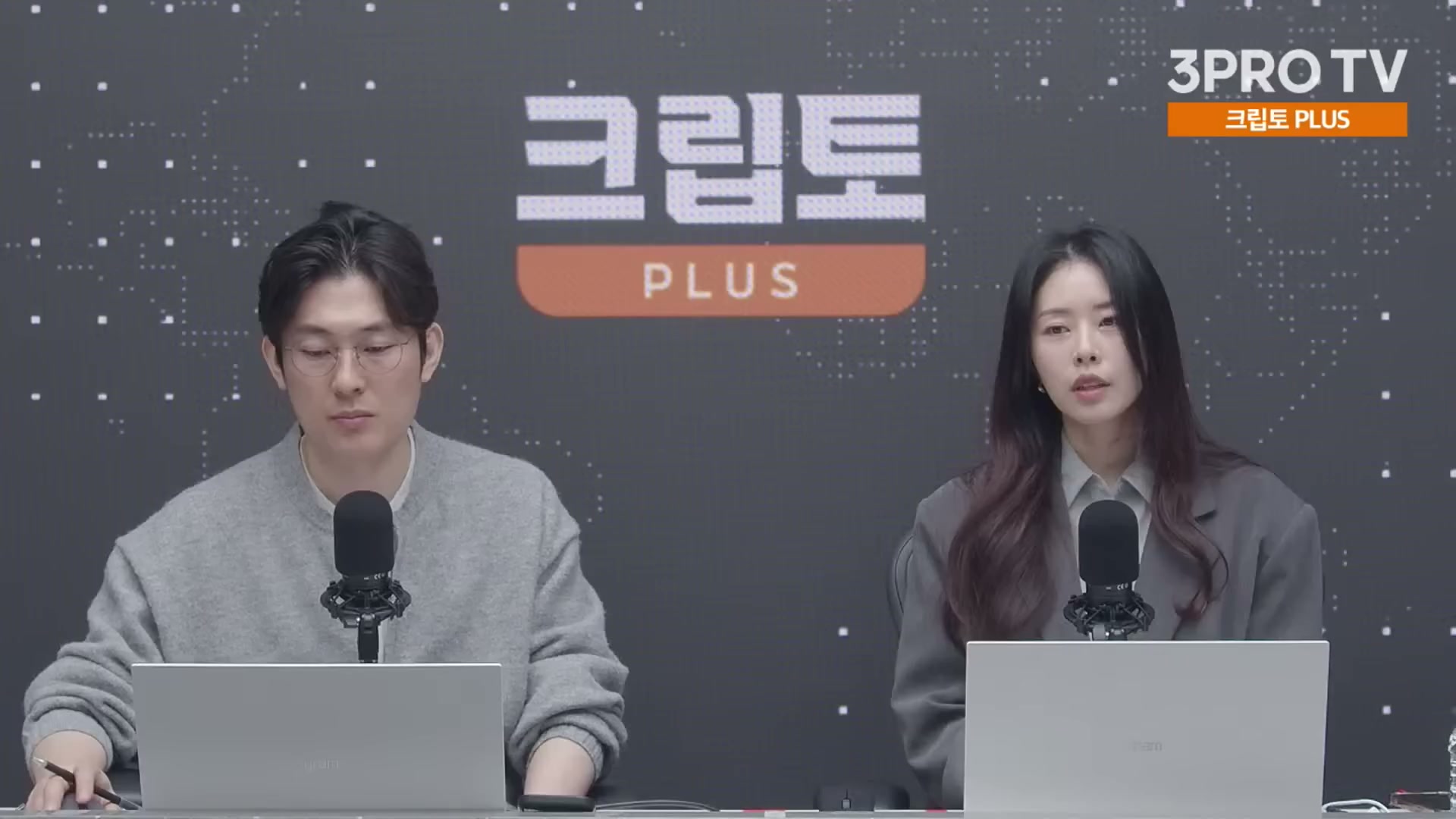 Snapshot at 18371.2s