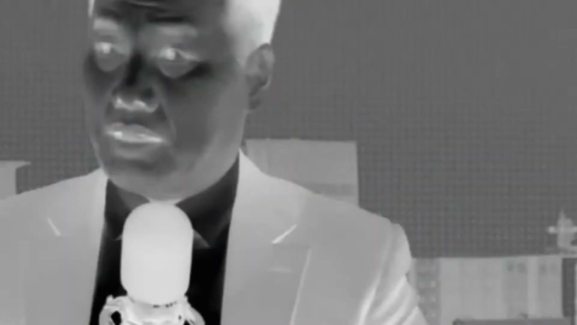 Snapshot at 9756.88s