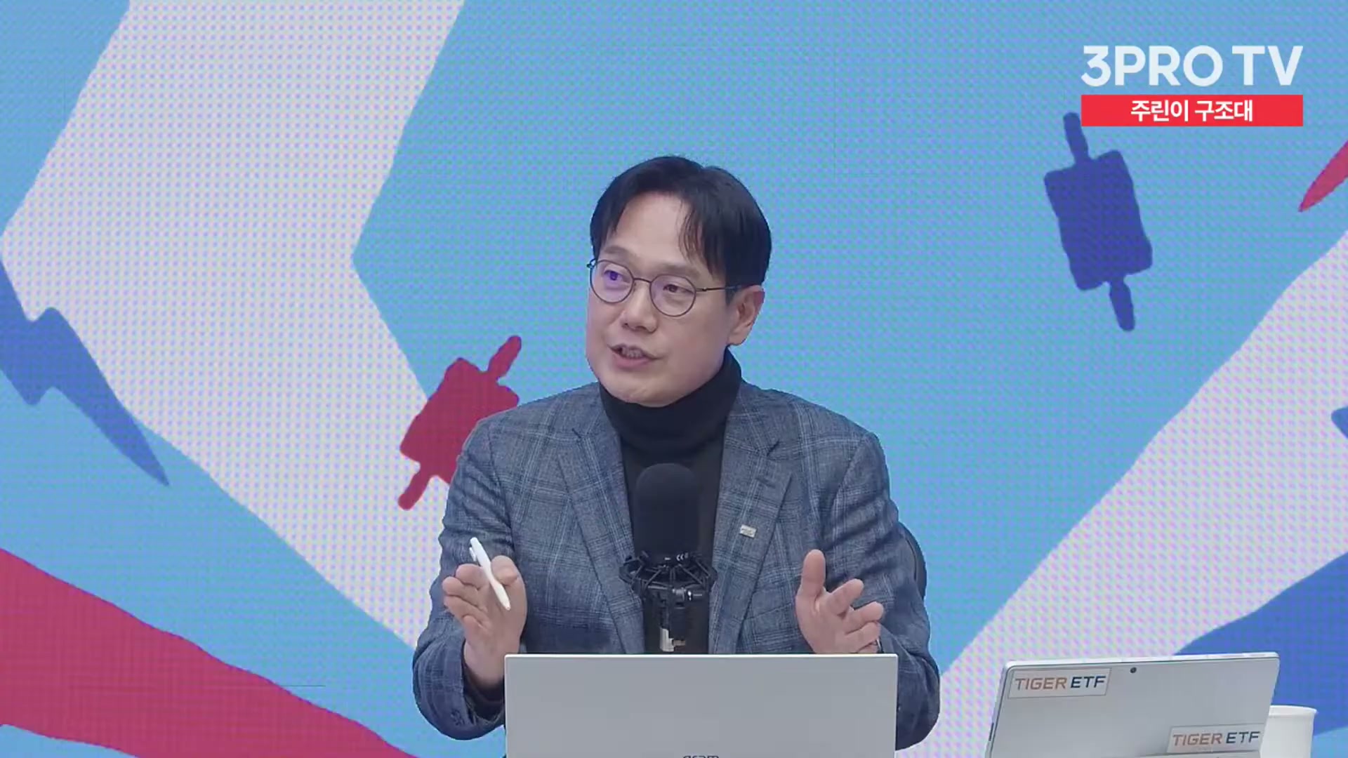 Snapshot at 15793.8s