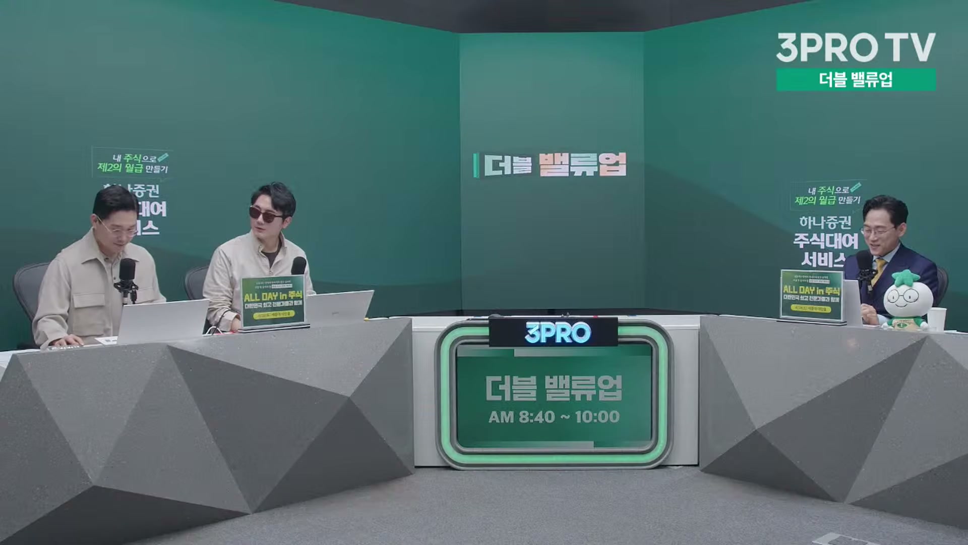 Snapshot at 11905.6s