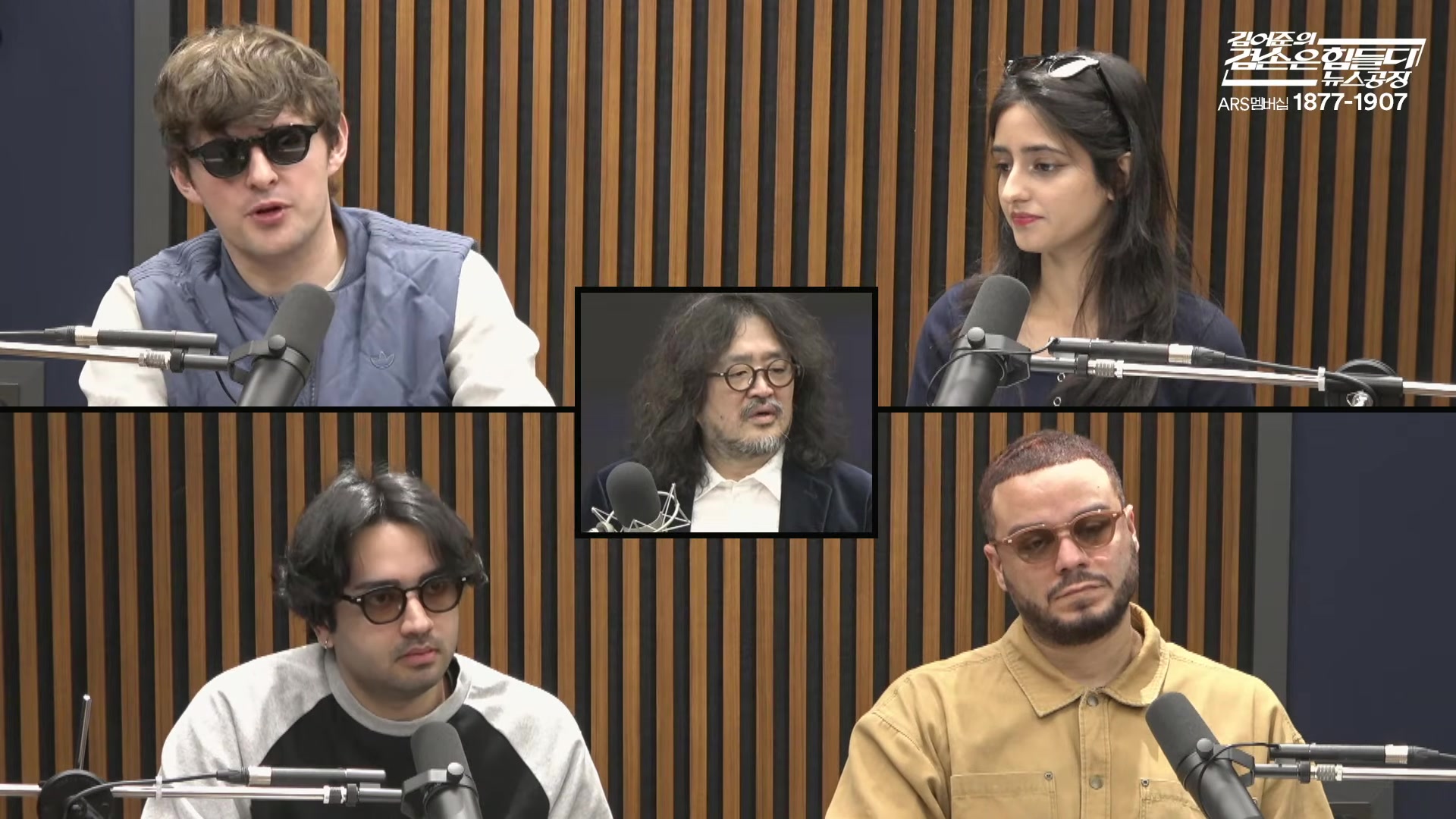 Snapshot at 9297.34s