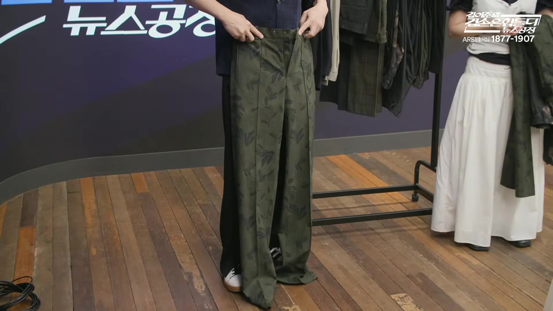 Snapshot at 10251.5s