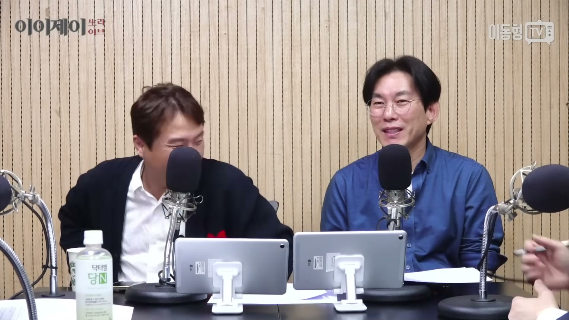 Snapshot at 3358.29s