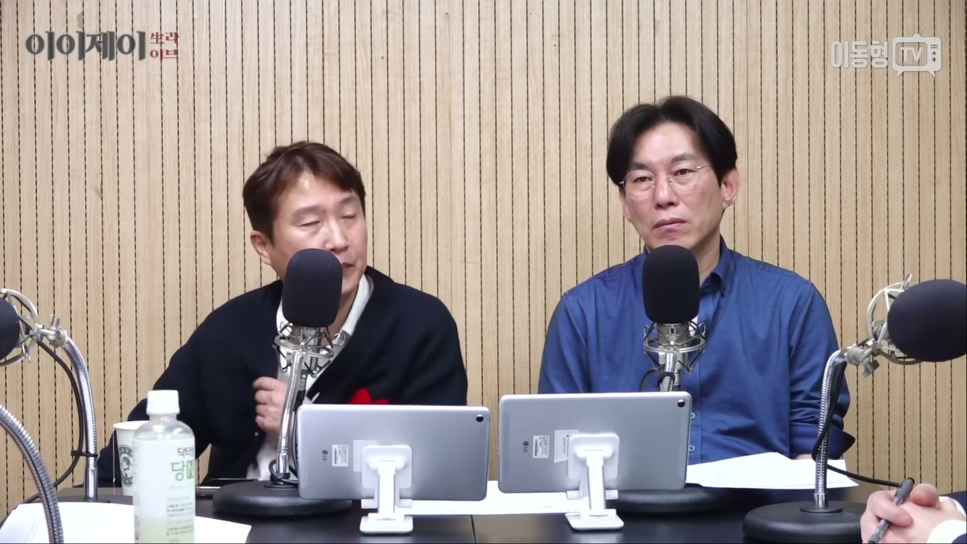 Snapshot at 3568.79s