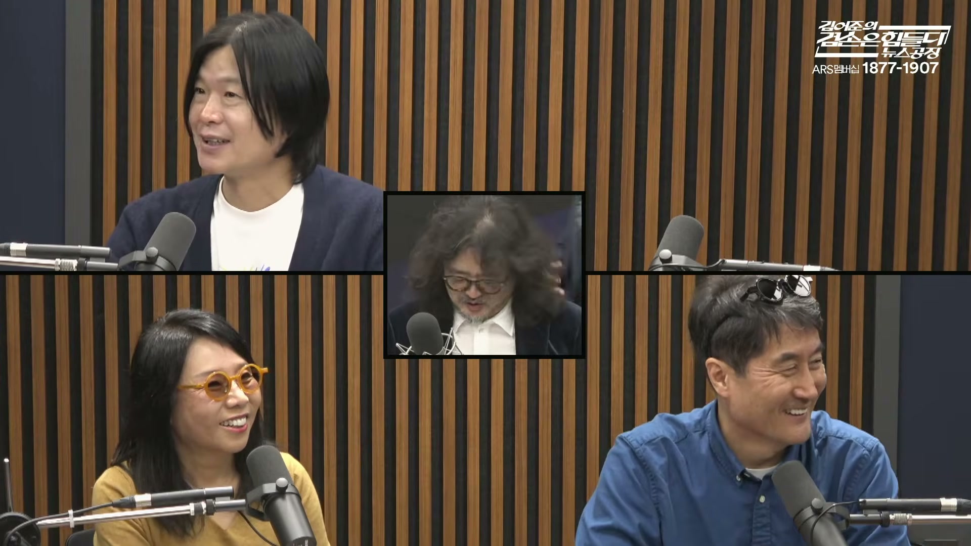 Snapshot at 5979.93s