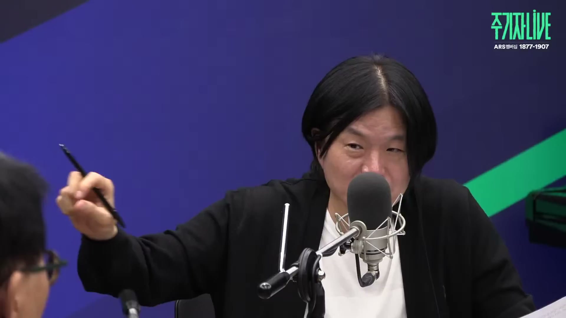 Snapshot at 8338.17s