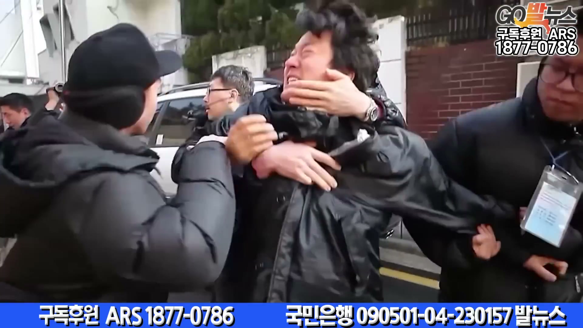 Snapshot at 6014.37s