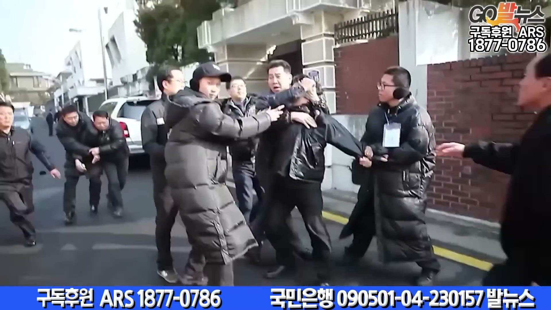 Snapshot at 6018.03s