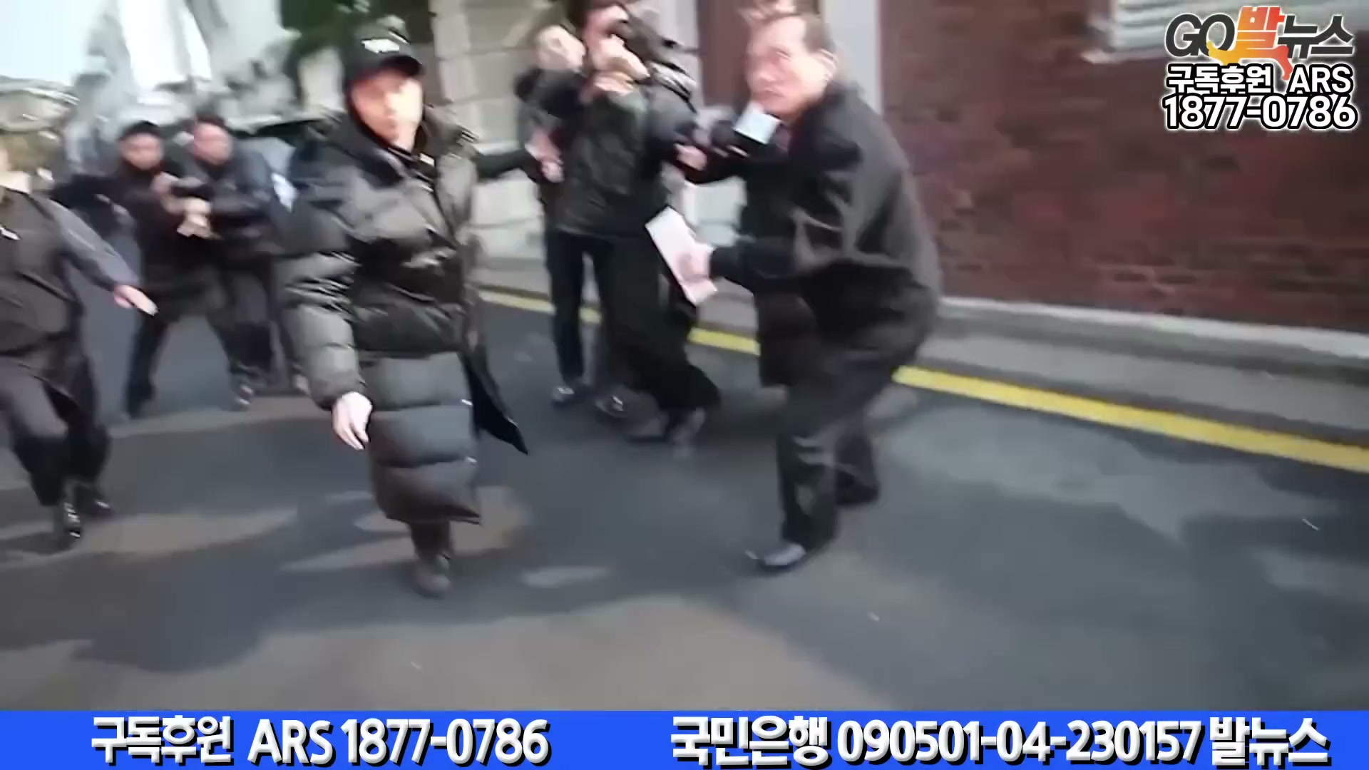 Snapshot at 6018.53s