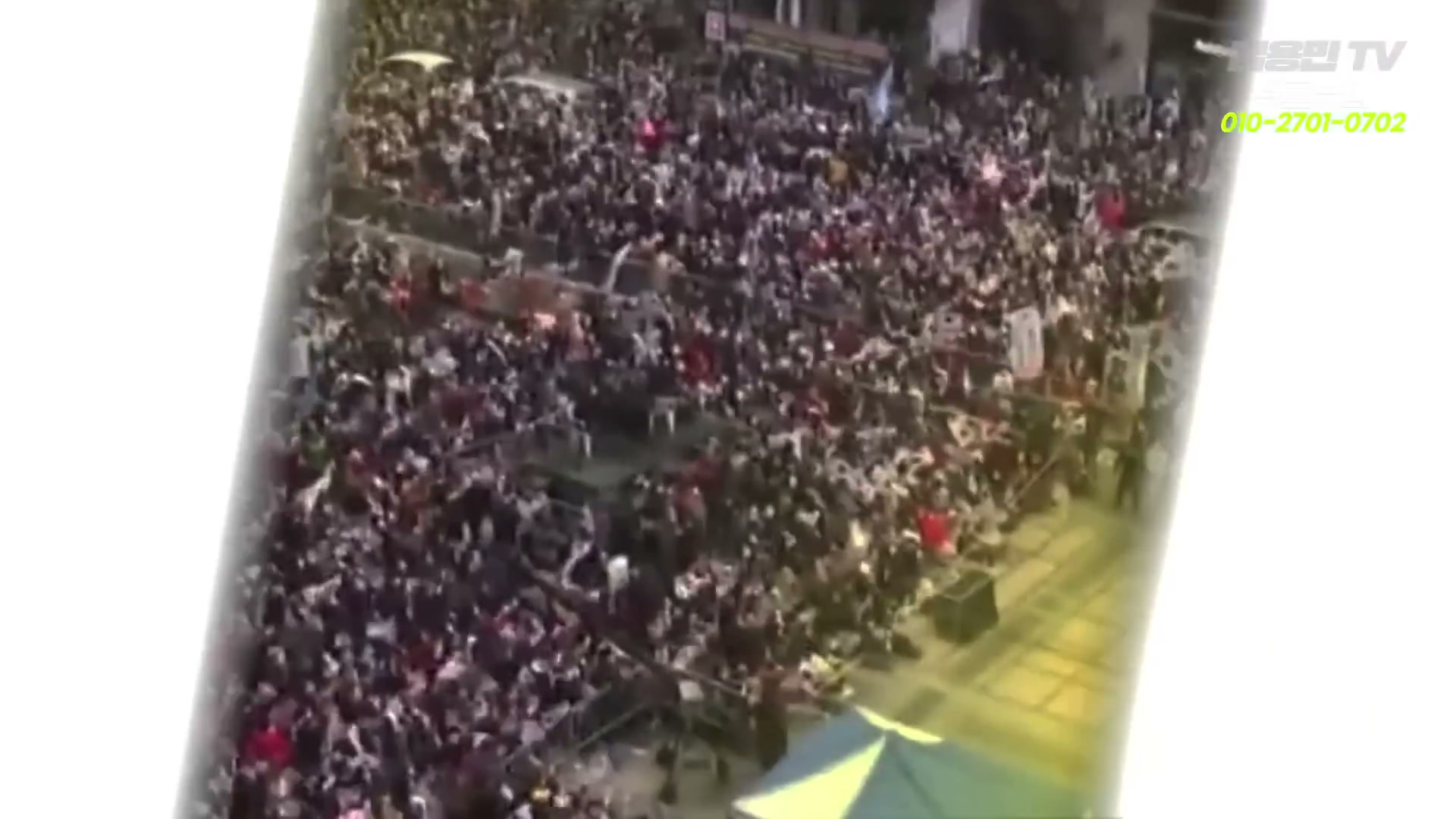 Snapshot at 6358.59s