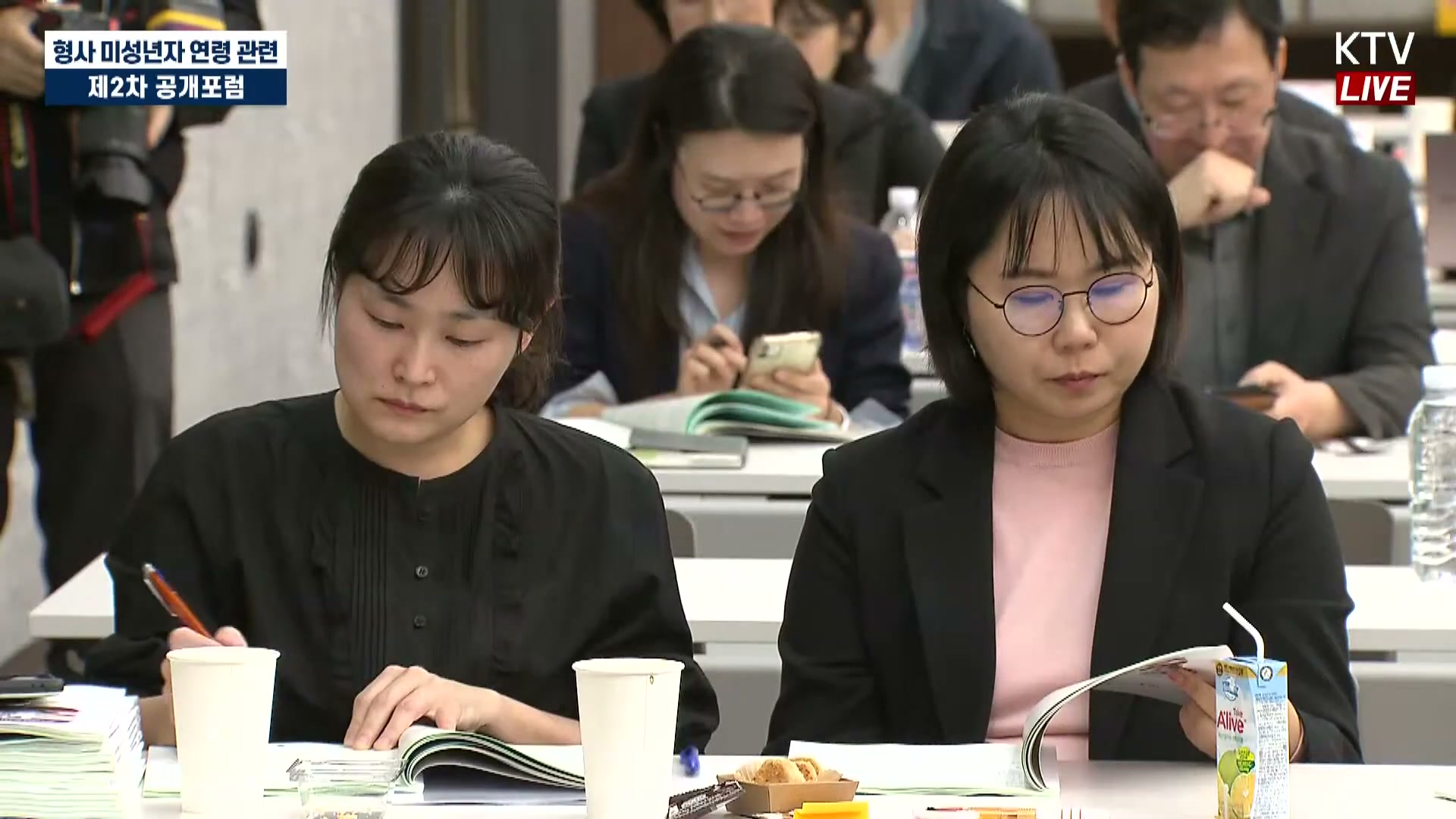 Snapshot at 3878.98s