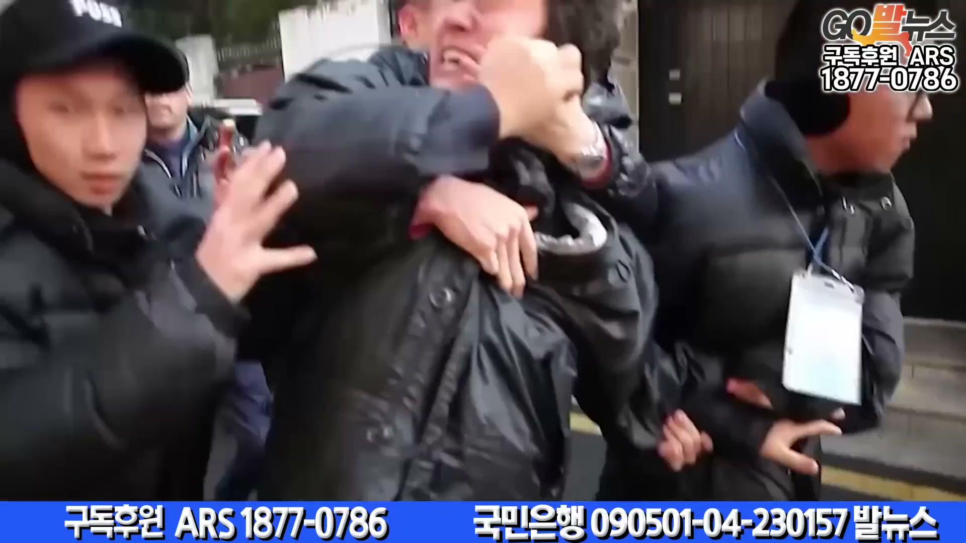 Snapshot at 6112.68s