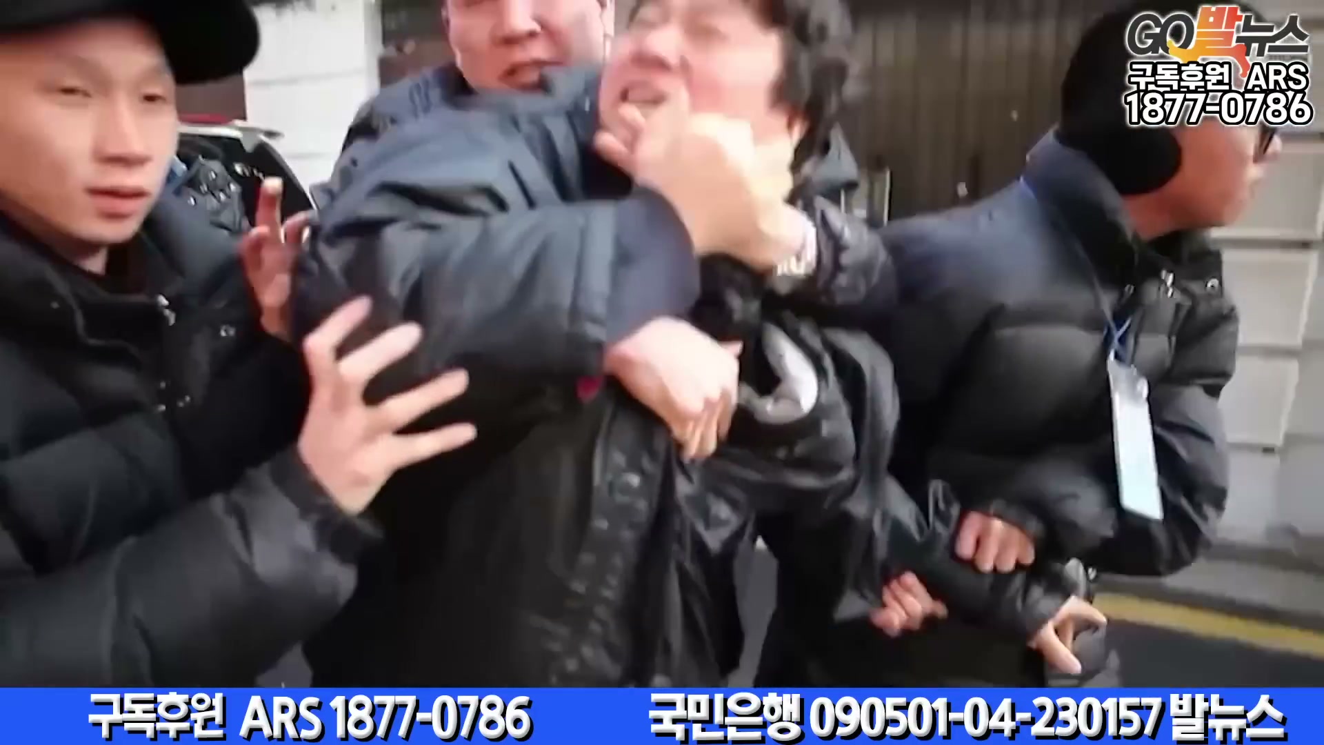 Snapshot at 6113.02s