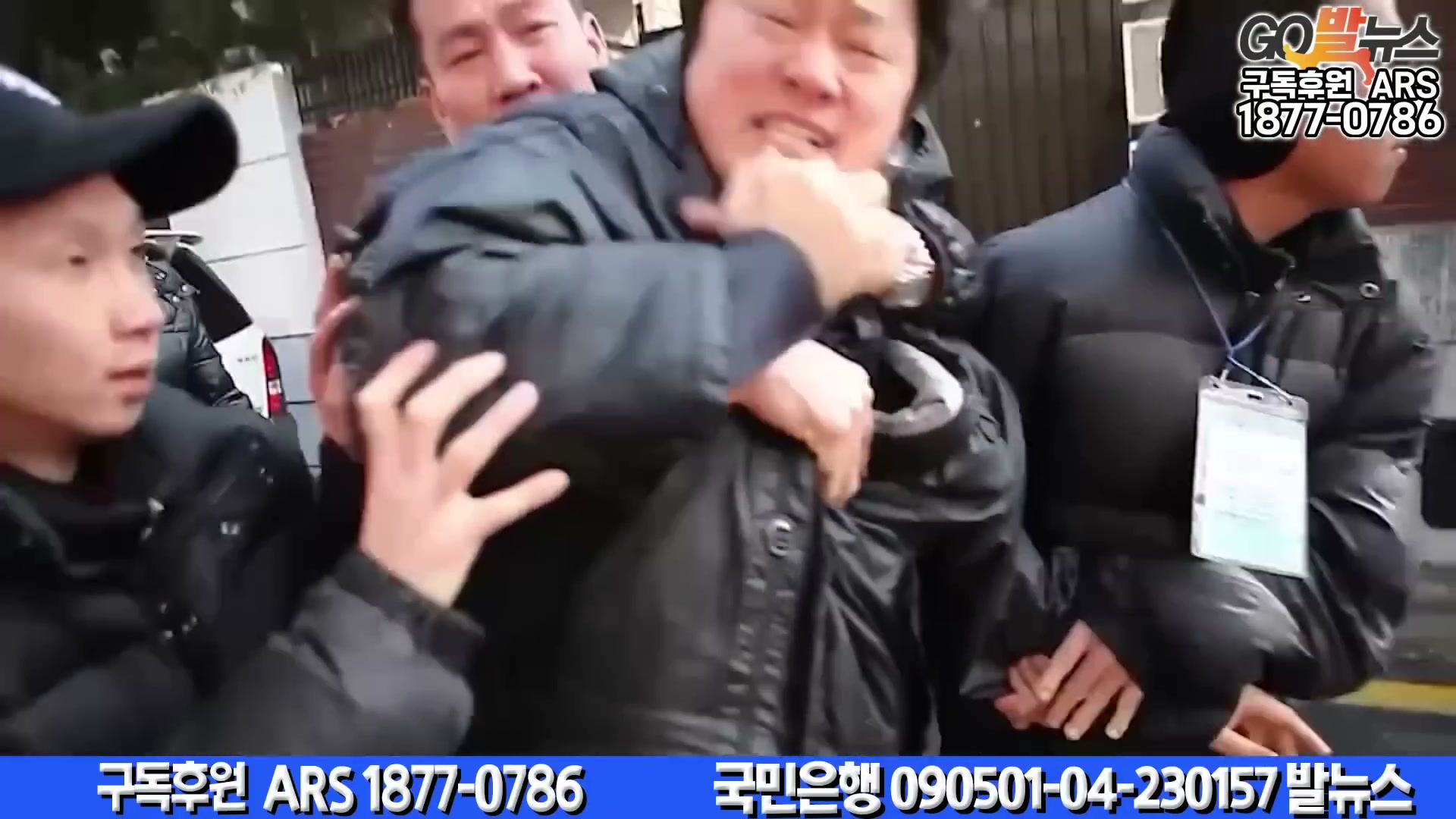 Snapshot at 6113.18s