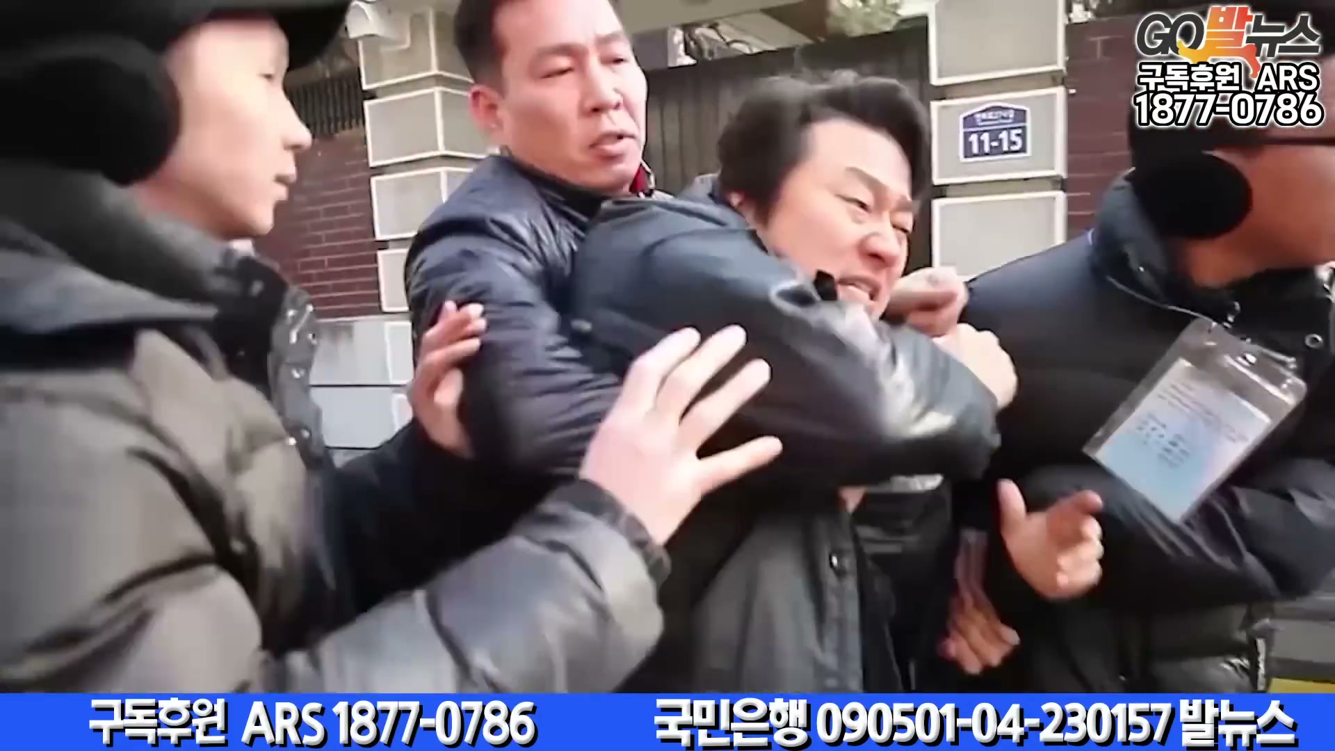 Snapshot at 6113.38s