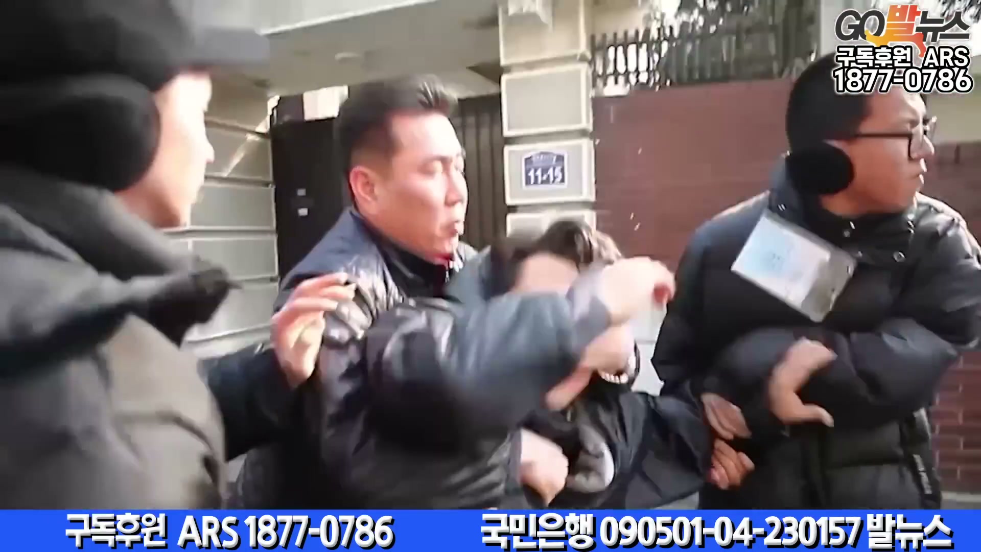 Snapshot at 6113.68s