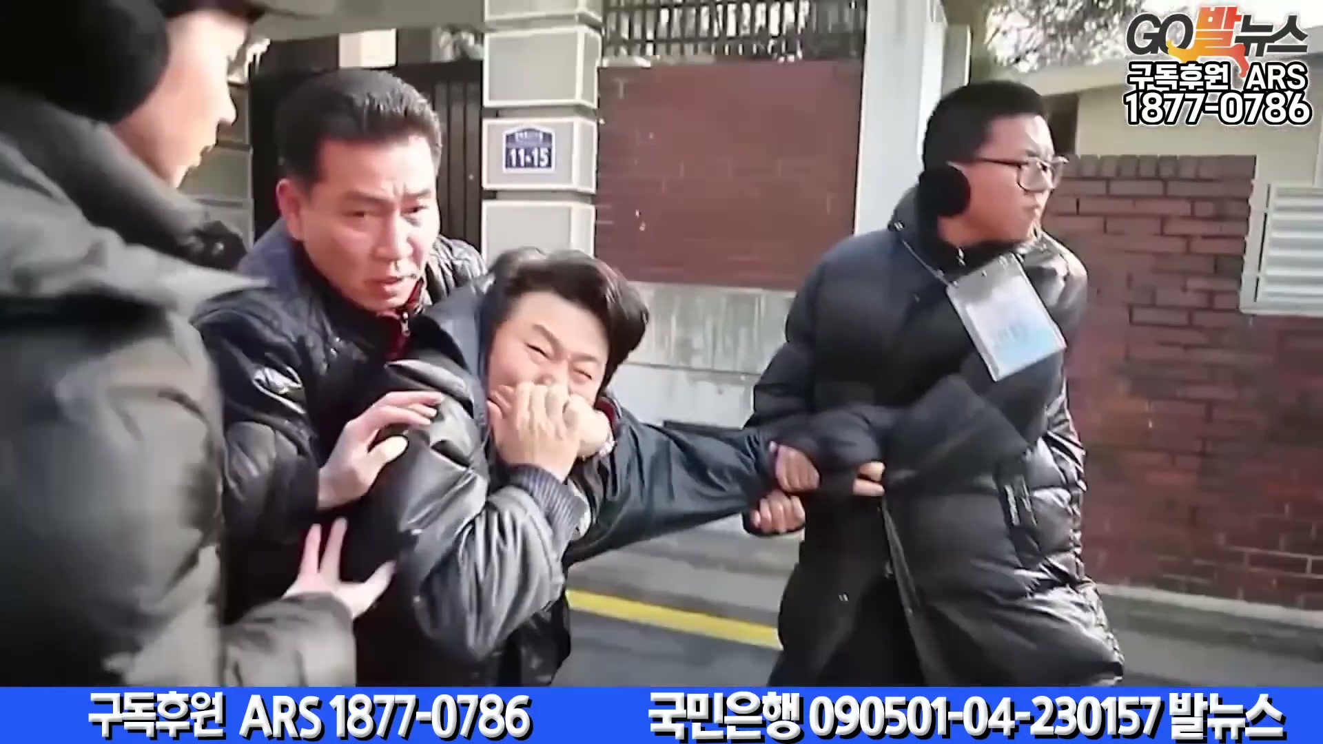 Snapshot at 6114.15s