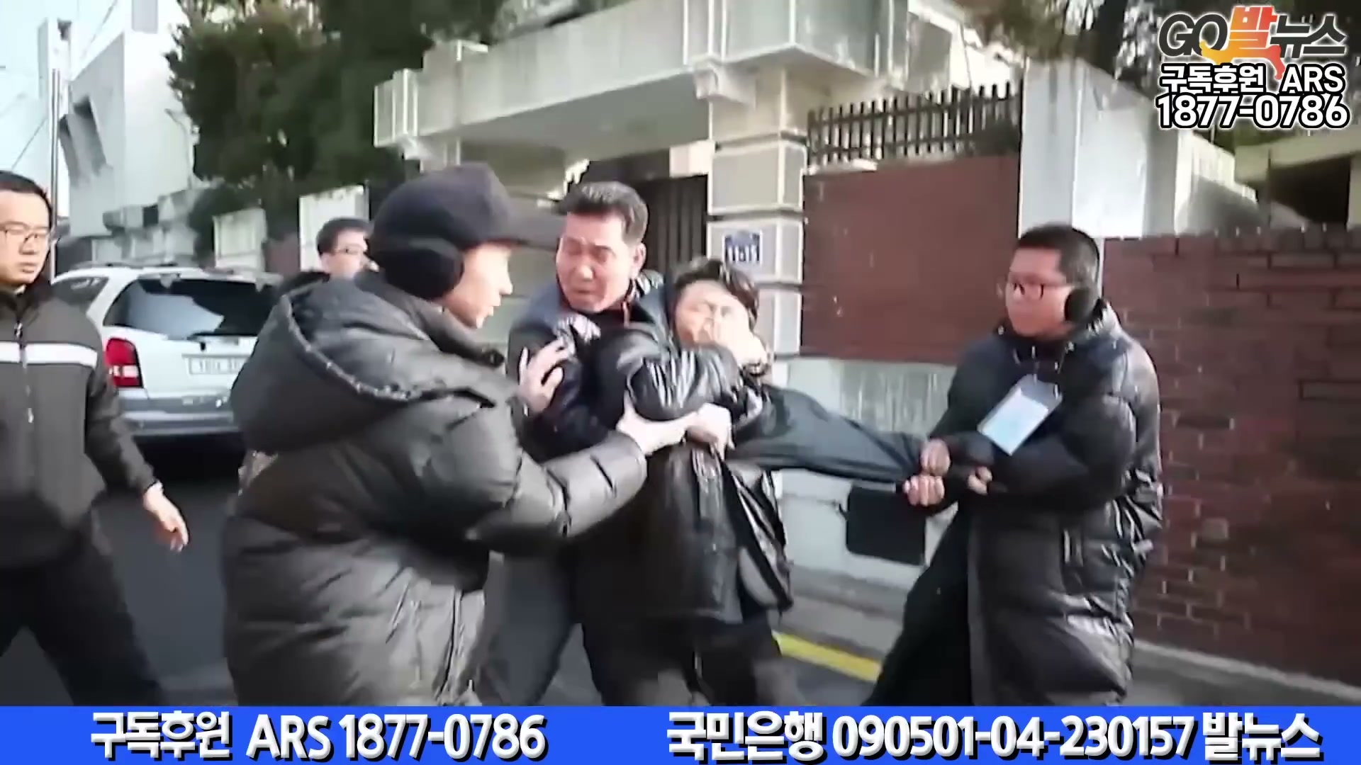 Snapshot at 6114.72s