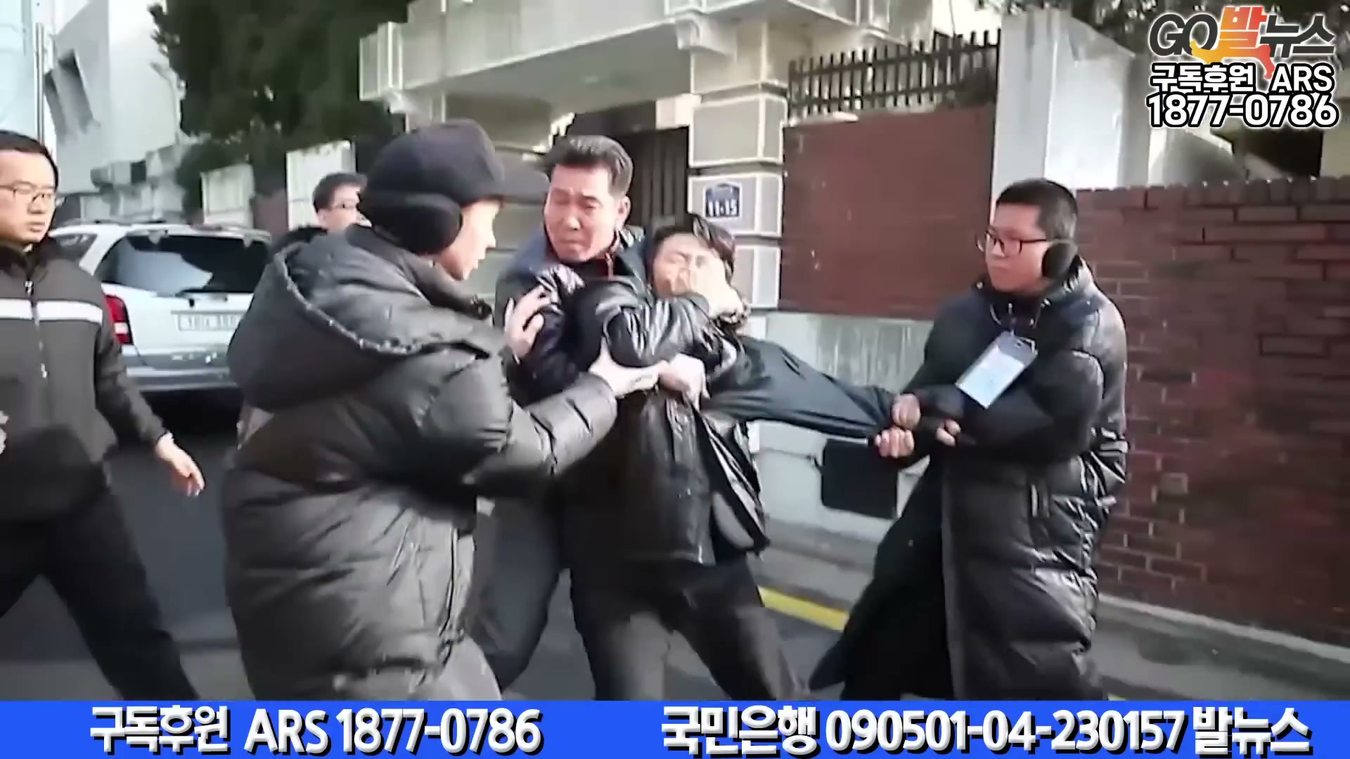 Snapshot at 6114.75s