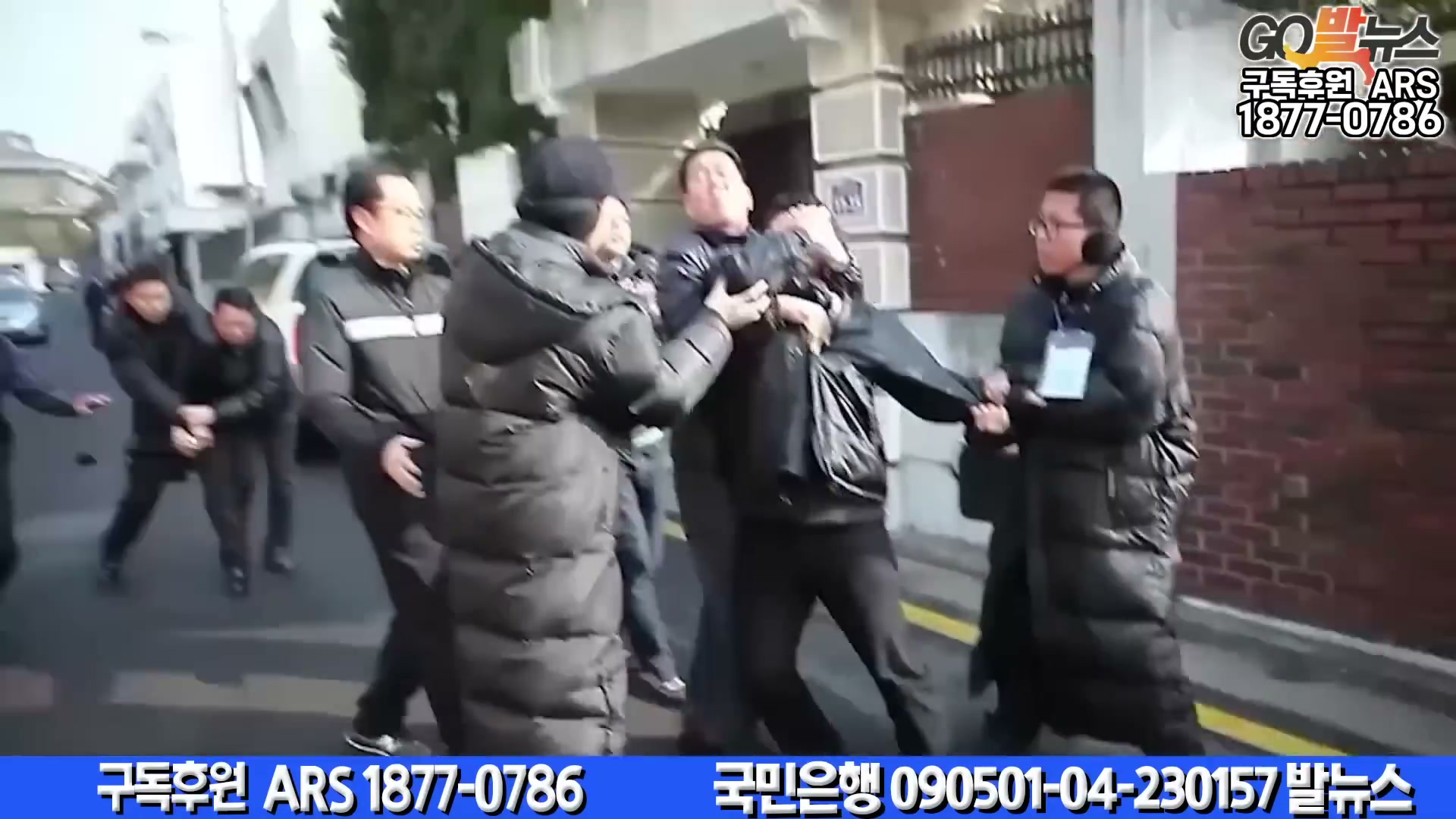 Snapshot at 6115.22s