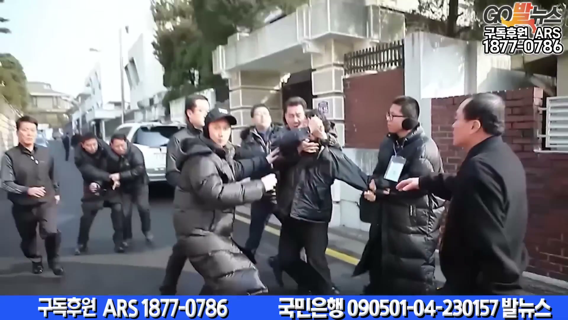 Snapshot at 6115.65s