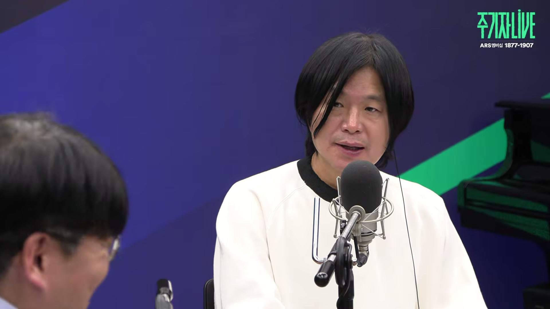 Snapshot at 7366.39s