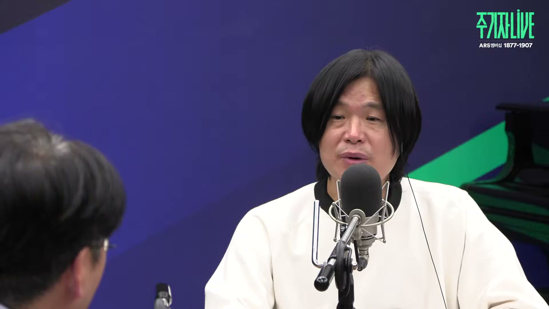 Snapshot at 8024.39s