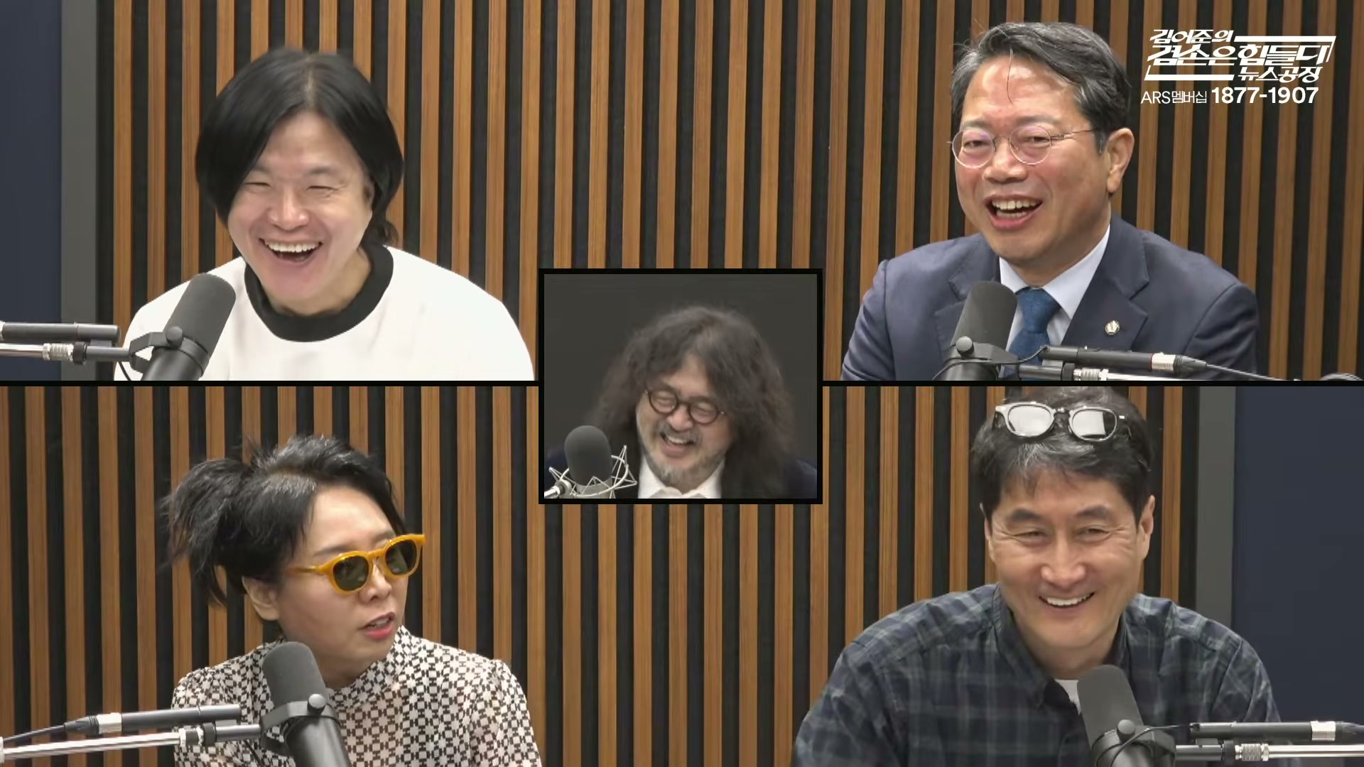 Snapshot at 5935.73s