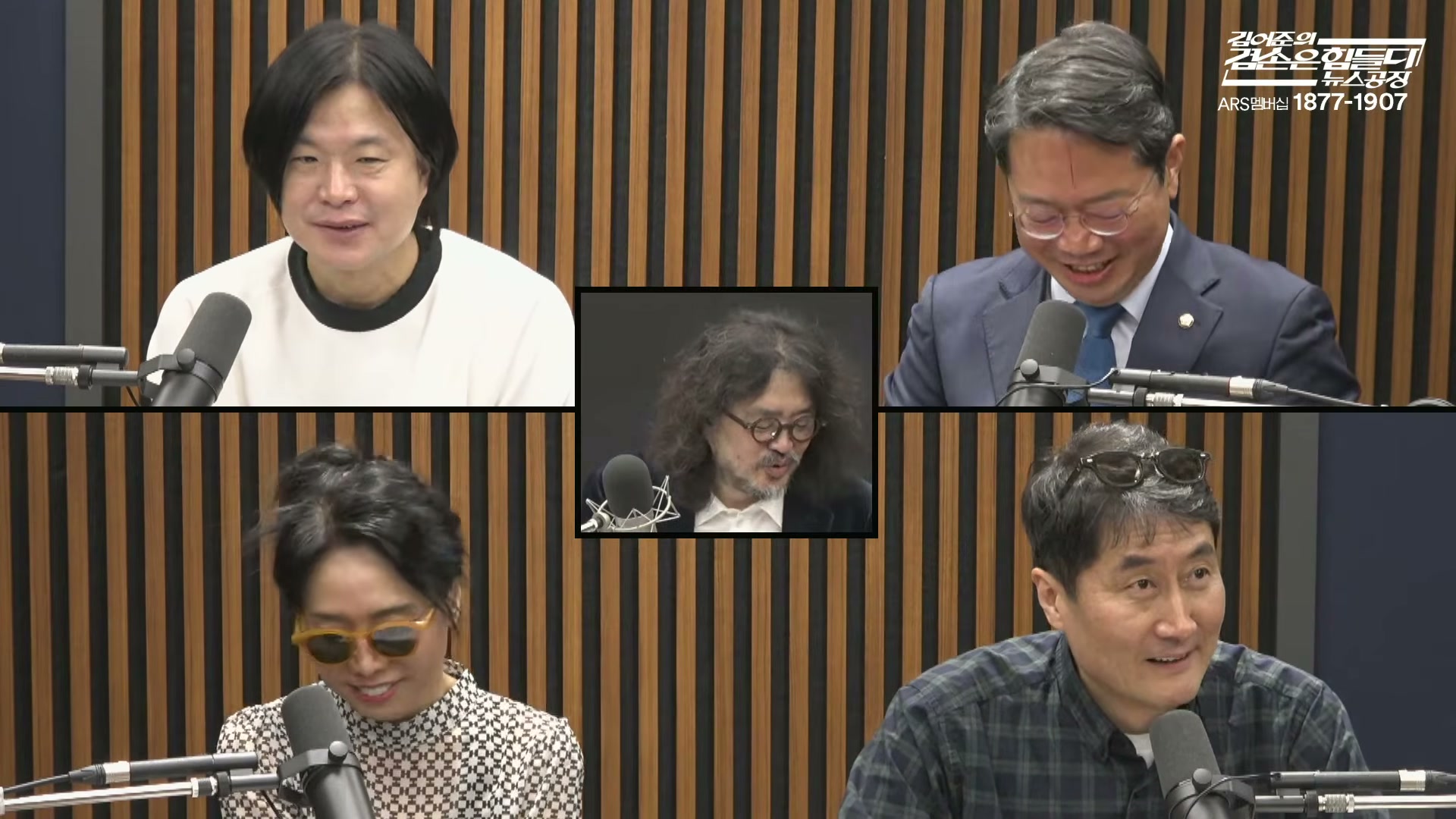 Snapshot at 6003.23s