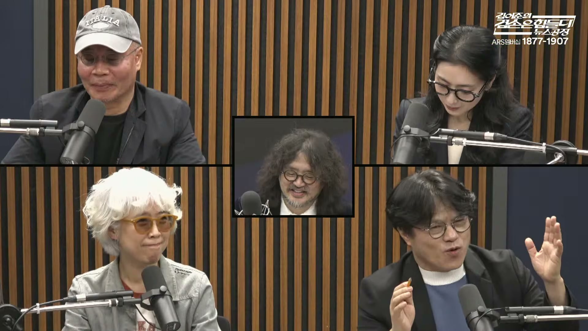 Snapshot at 10910.9s