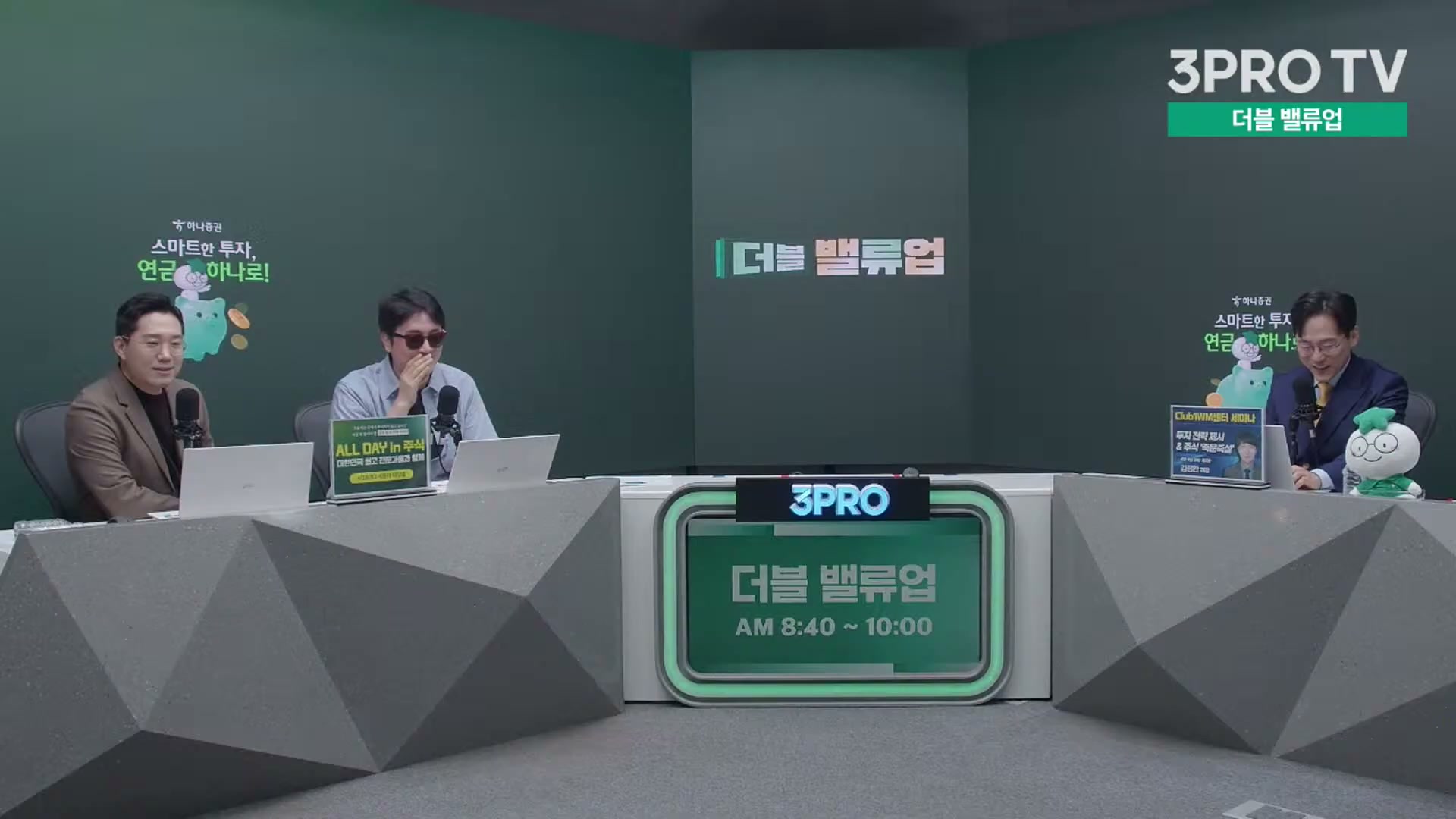 Snapshot at 12150.9s