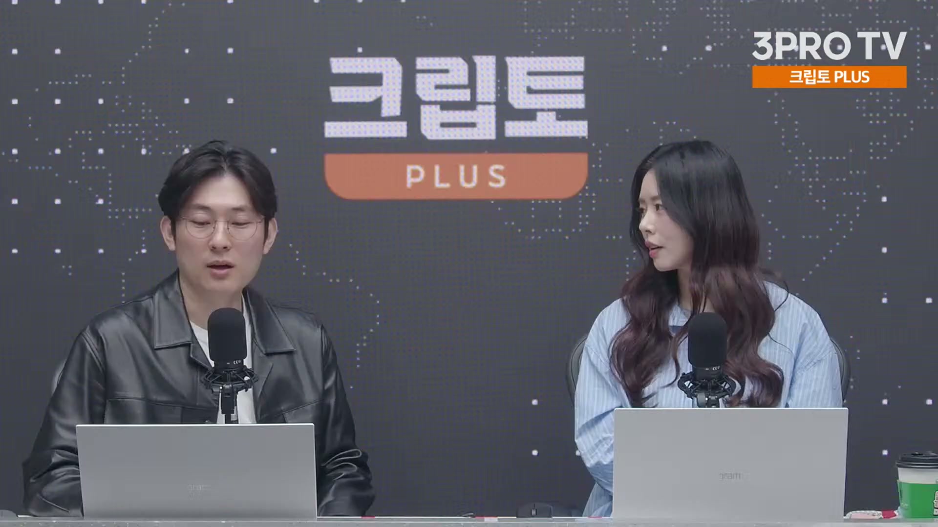 Snapshot at 21666.3s