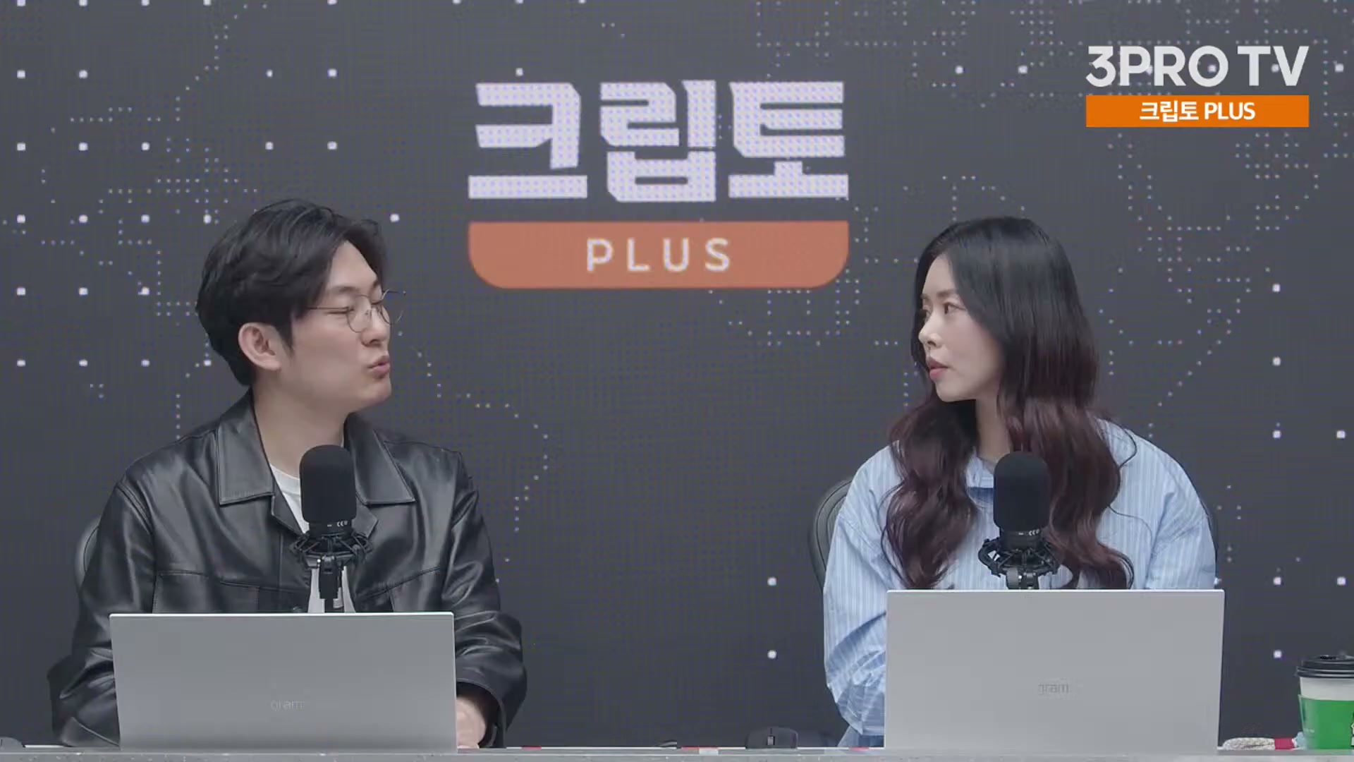 Snapshot at 21796.7s